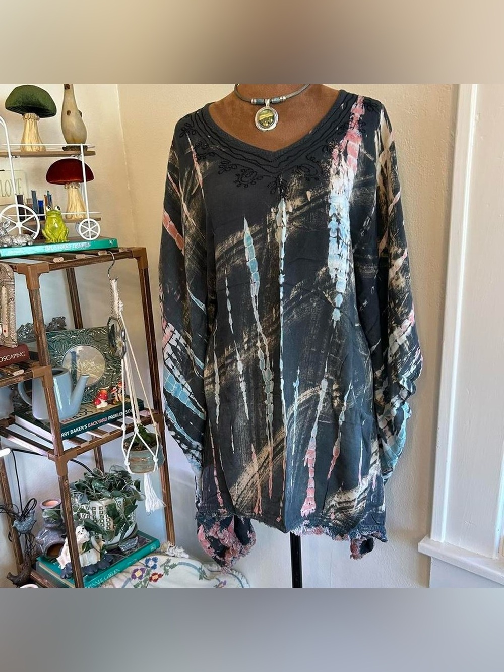 Y2K Boho Hipie Grey Pink + Blue Embroidered Tie Dye Shawl Top